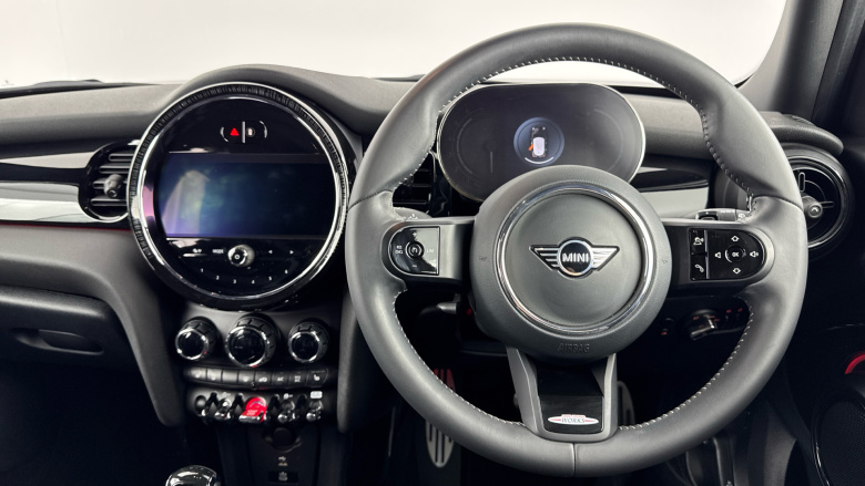 MINI Hatchback 1.5 Cooper Sport Premium 5dr Auto Petrol Hatchback